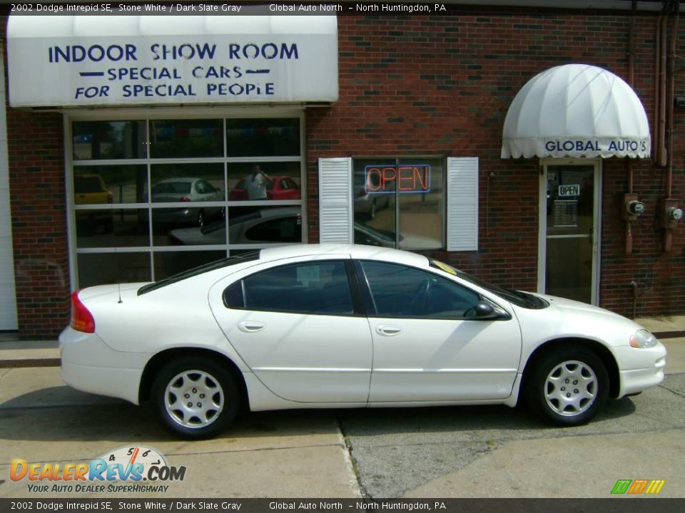 2002 Dodge Intrepid SE Stone White / Dark Slate Gray Photo #1