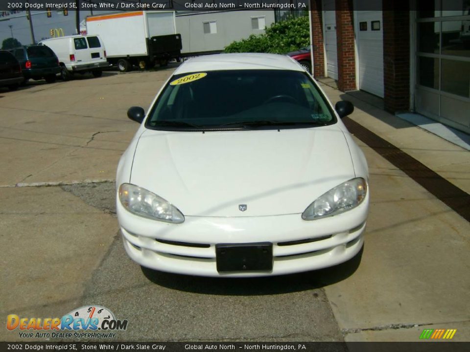 2002 Dodge Intrepid SE Stone White / Dark Slate Gray Photo #2