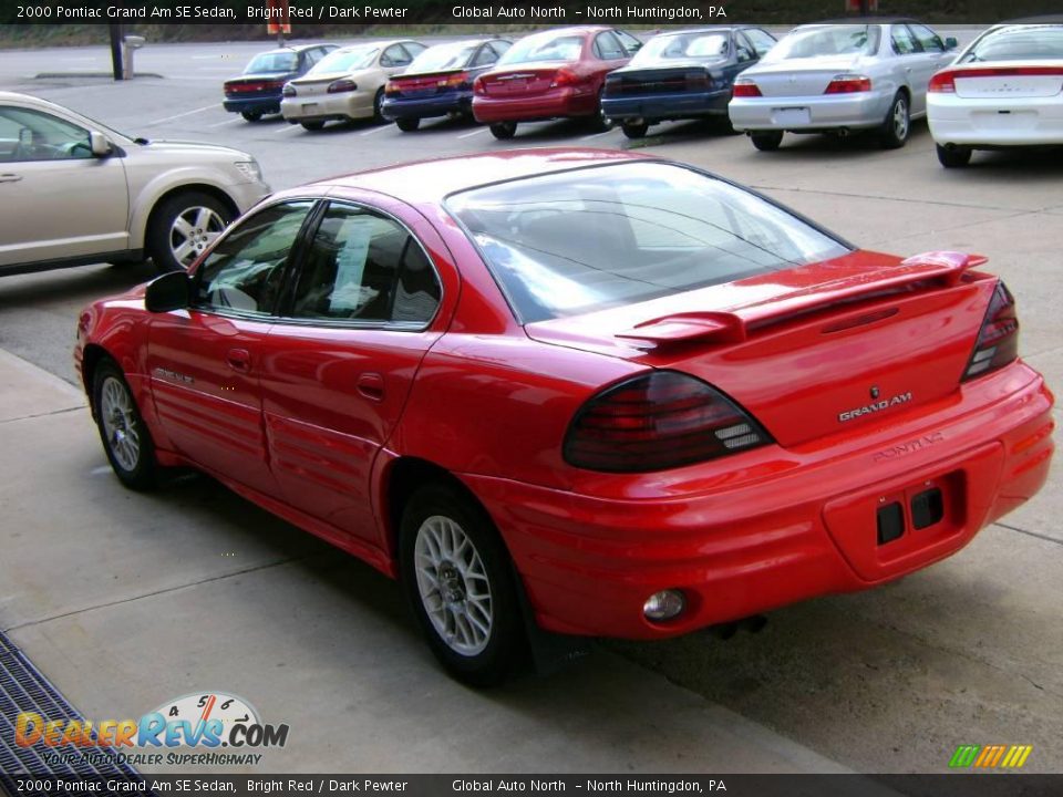 2000 Pontiac Grand Am SE Sedan Bright Red / Dark Pewter Photo #4