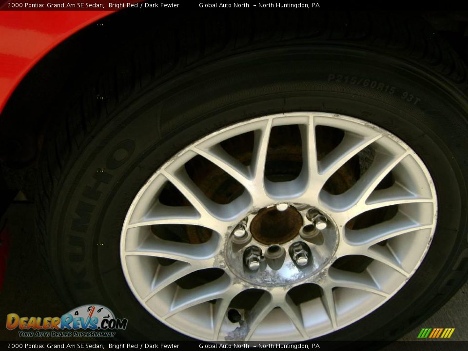 2000 Pontiac Grand Am SE Sedan Bright Red / Dark Pewter Photo #10