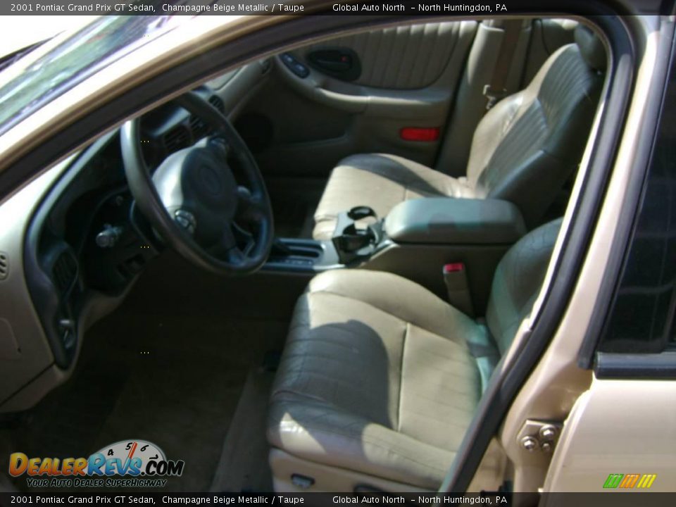 2001 Pontiac Grand Prix GT Sedan Champagne Beige Metallic / Taupe Photo #8