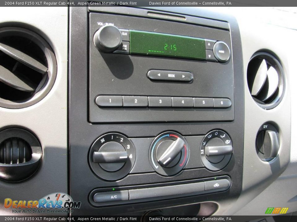 2004 Ford F150 XLT Regular Cab 4x4 Aspen Green Metallic / Dark Flint Photo #12