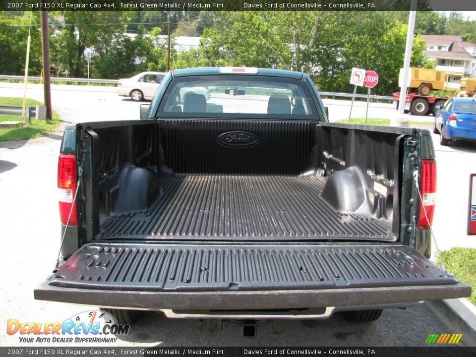 2007 Ford F150 XL Regular Cab 4x4 Forest Green Metallic / Medium Flint Photo #7