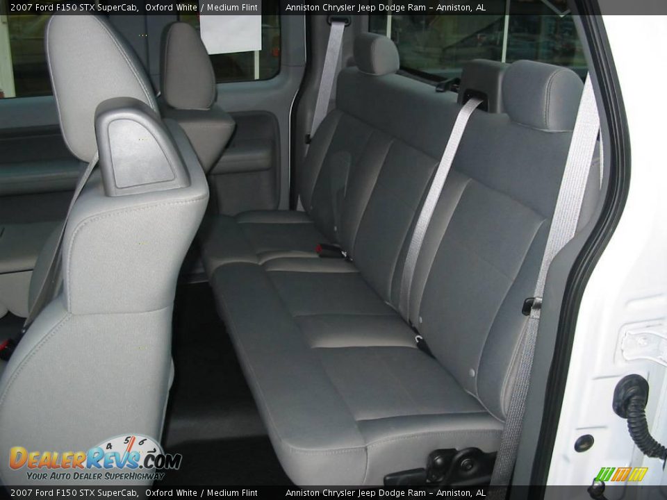 2007 Ford F150 STX SuperCab Oxford White / Medium Flint Photo #6
