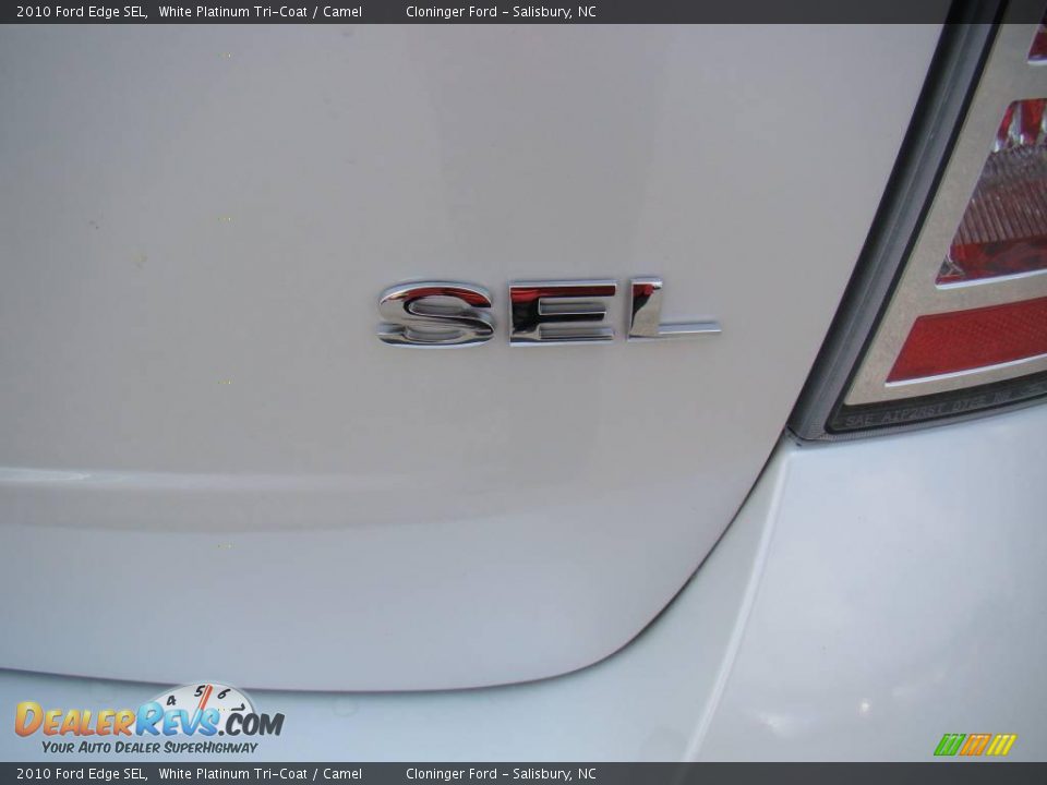 2010 Ford Edge SEL White Platinum Tri-Coat / Camel Photo #17