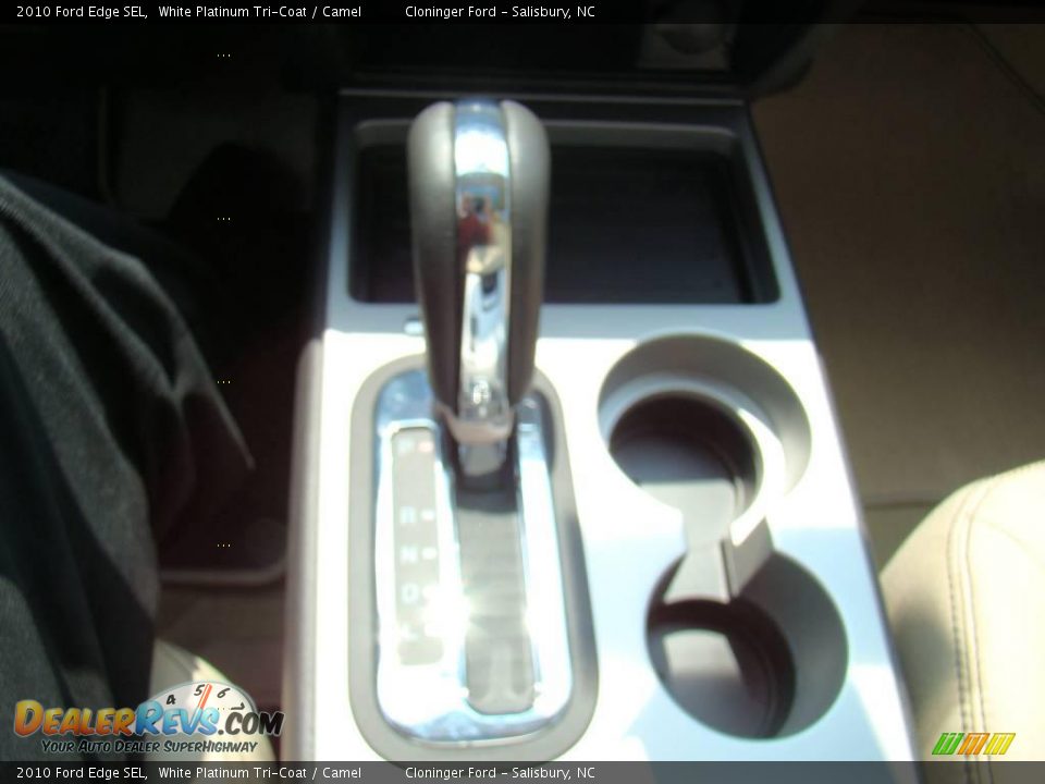 2010 Ford Edge SEL White Platinum Tri-Coat / Camel Photo #26