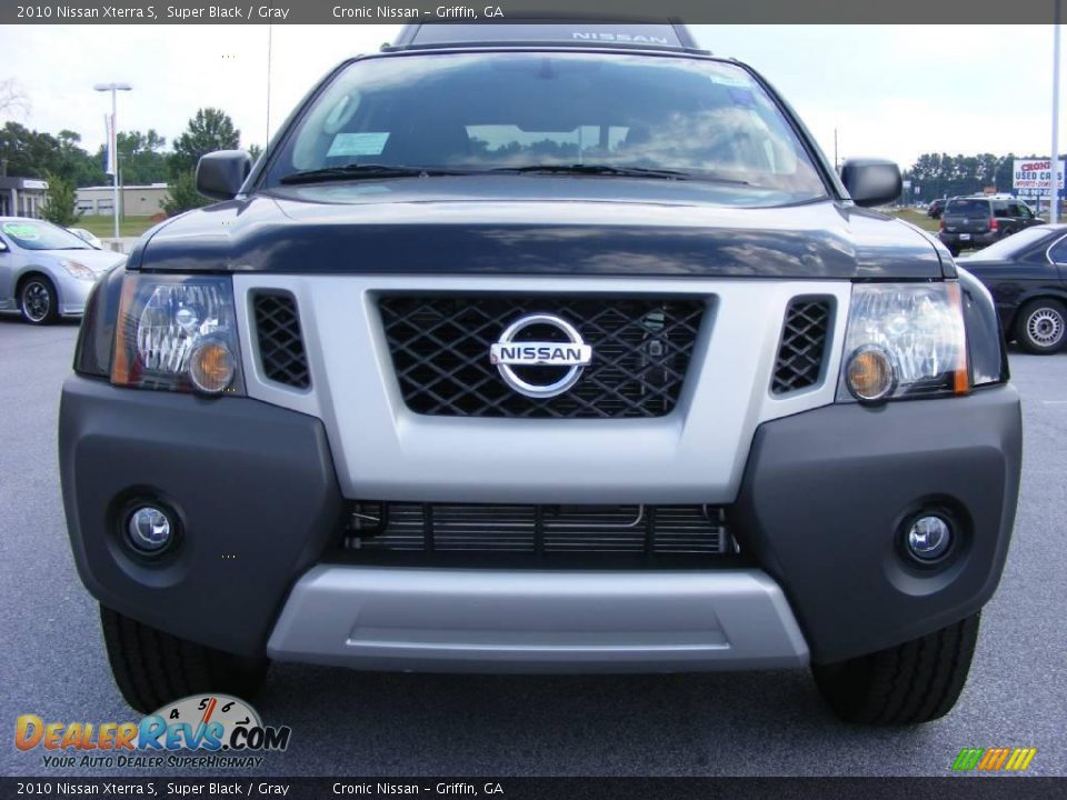2010 Nissan Xterra S Super Black / Gray Photo #3