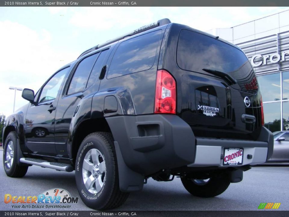2010 Nissan Xterra S Super Black / Gray Photo #8