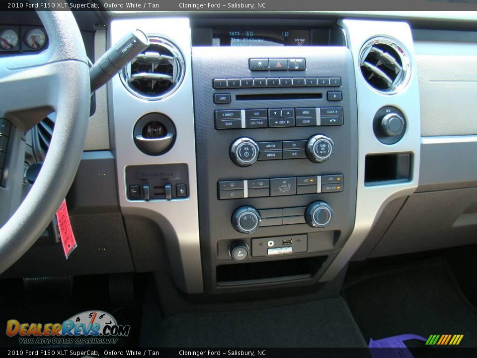 2010 Ford F150 XLT SuperCab Oxford White / Tan Photo #24