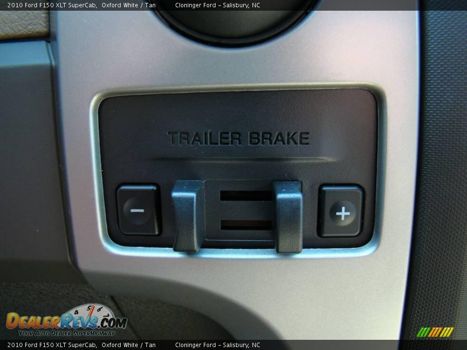 2010 Ford F150 XLT SuperCab Oxford White / Tan Photo #25