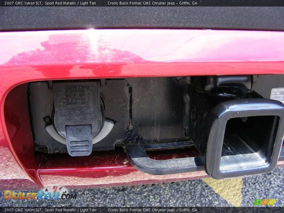 2007 GMC Yukon SLT Sport Red Metallic / Light Tan Photo #10