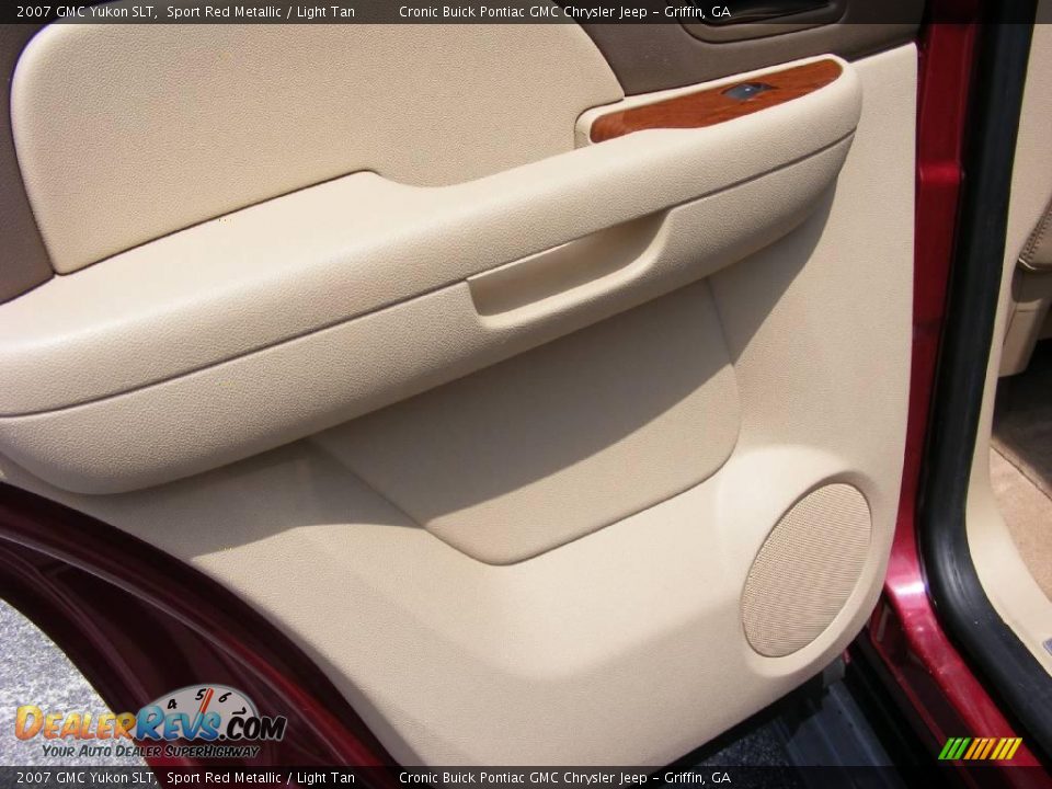 2007 GMC Yukon SLT Sport Red Metallic / Light Tan Photo #15