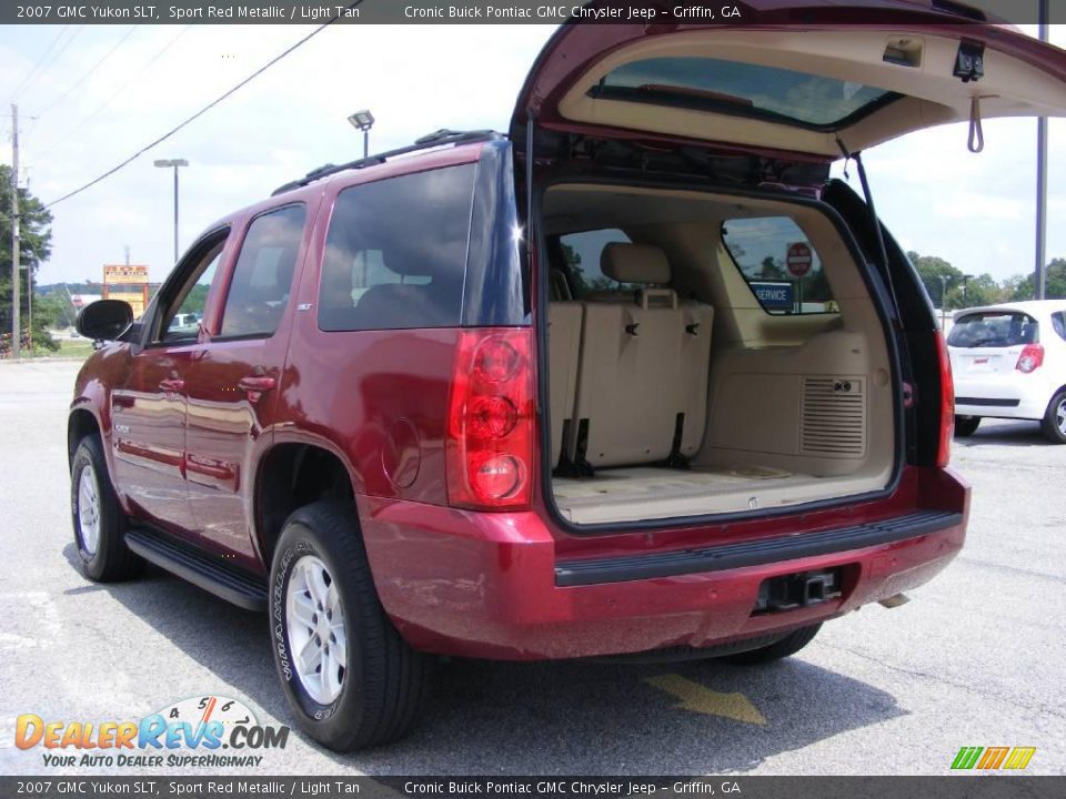 2007 GMC Yukon SLT Sport Red Metallic / Light Tan Photo #17