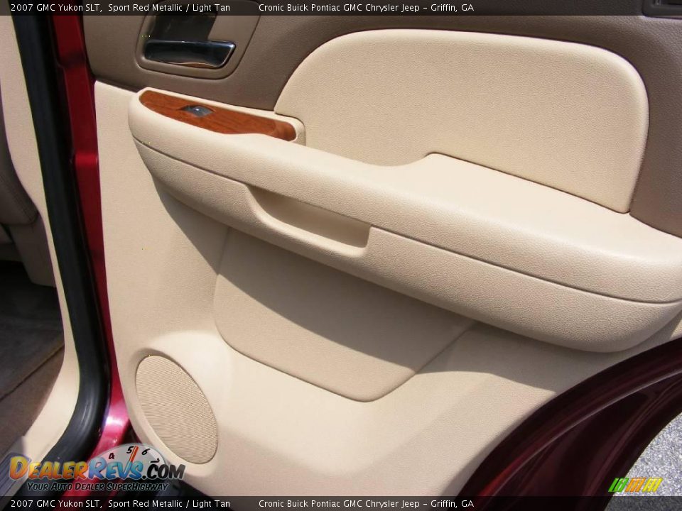 2007 GMC Yukon SLT Sport Red Metallic / Light Tan Photo #20