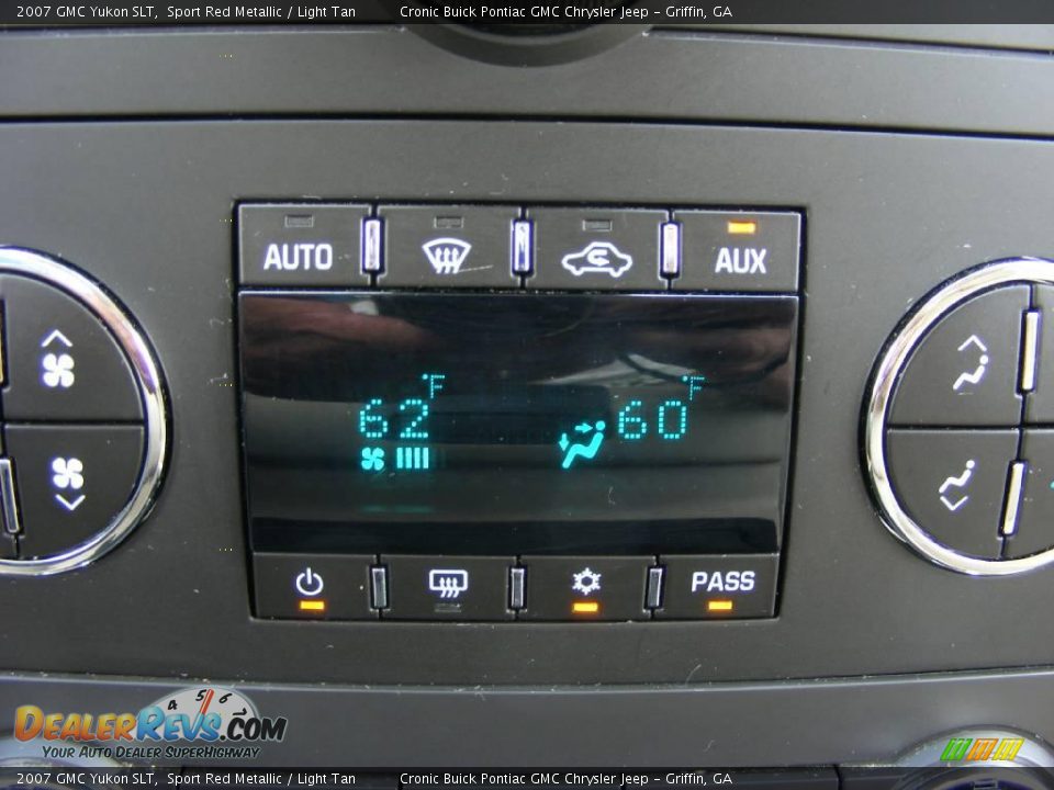 2007 GMC Yukon SLT Sport Red Metallic / Light Tan Photo #28