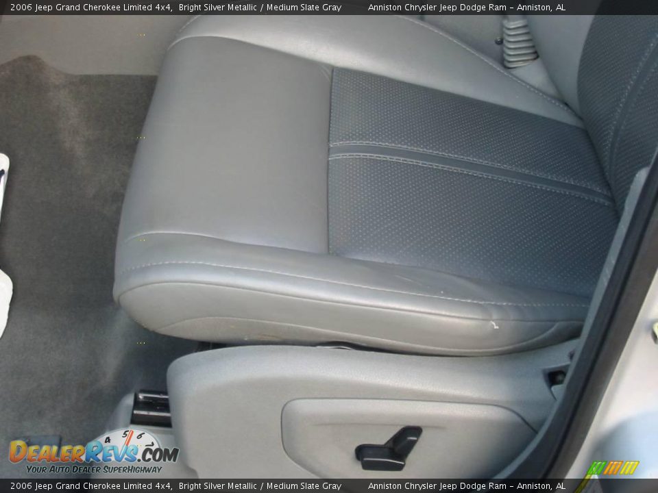 2006 Jeep Grand Cherokee Limited 4x4 Bright Silver Metallic / Medium Slate Gray Photo #15