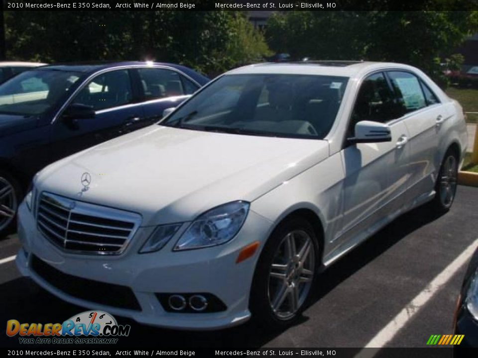 2010 Mercedes-Benz E 350 Sedan Arctic White / Almond Beige Photo #1