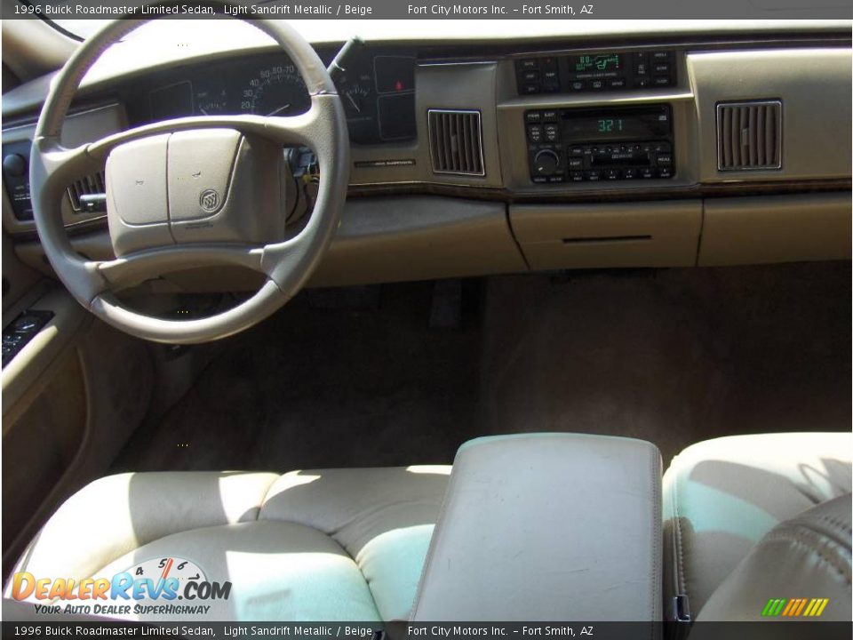 1996 Buick Roadmaster Limited Sedan Light Sandrift Metallic / Beige Photo #8