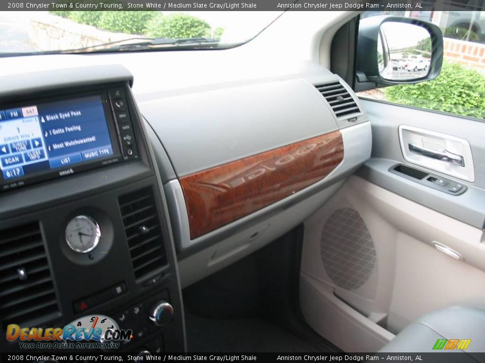2008 Chrysler Town & Country Touring Stone White / Medium Slate Gray/Light Shale Photo #13