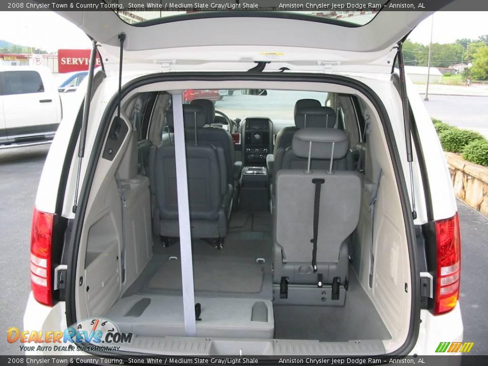 2008 Chrysler Town & Country Touring Stone White / Medium Slate Gray/Light Shale Photo #16