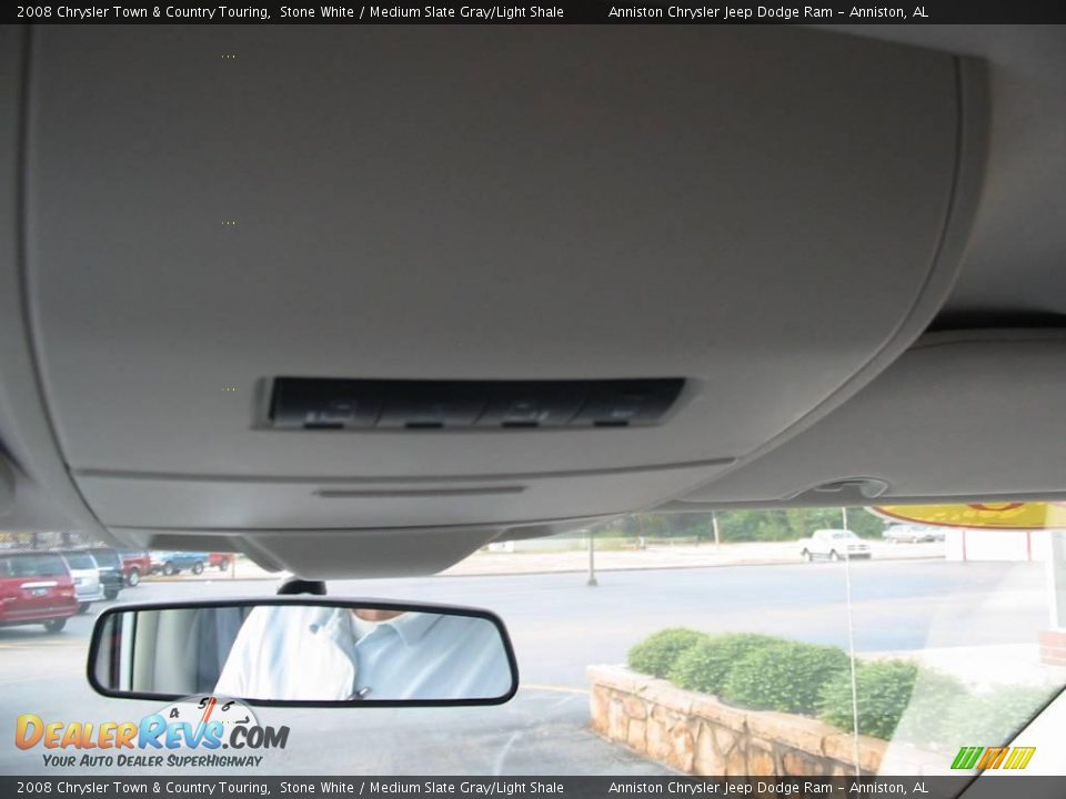 2008 Chrysler Town & Country Touring Stone White / Medium Slate Gray/Light Shale Photo #18