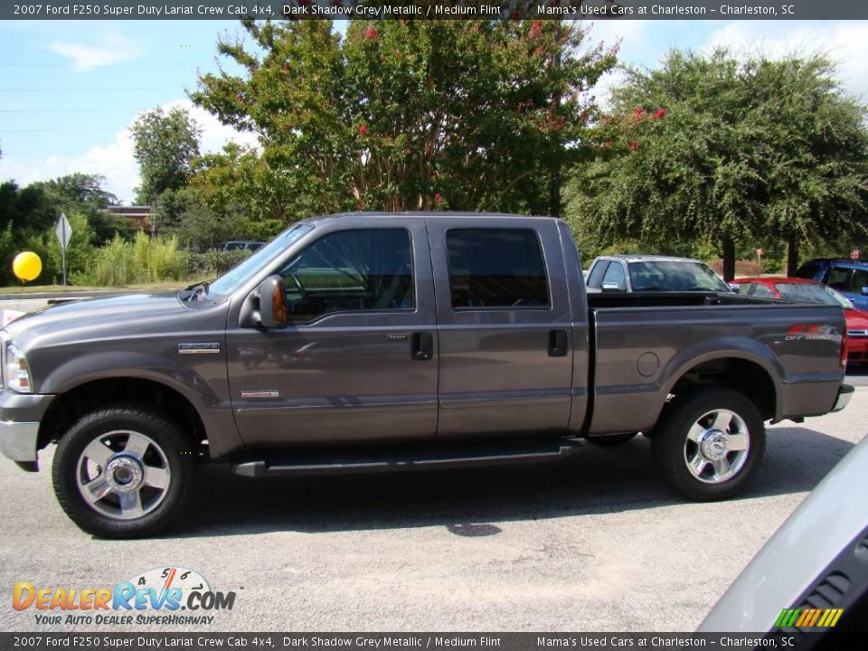 2007 Ford F250 Super Duty Lariat Crew Cab 4x4 Dark Shadow Grey Metallic / Medium Flint Photo #5