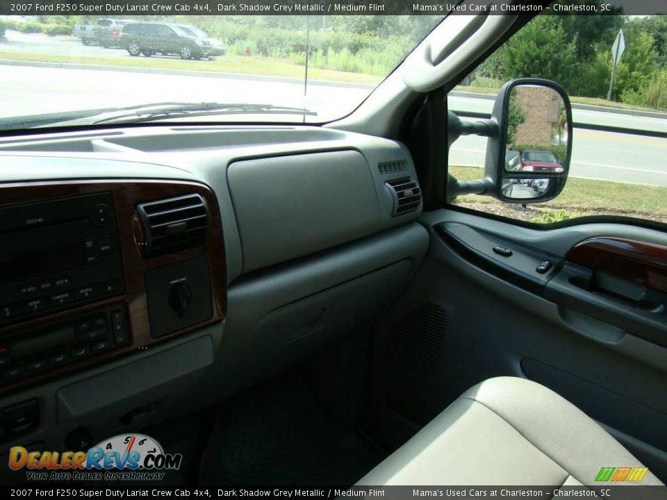 2007 Ford F250 Super Duty Lariat Crew Cab 4x4 Dark Shadow Grey Metallic / Medium Flint Photo #14