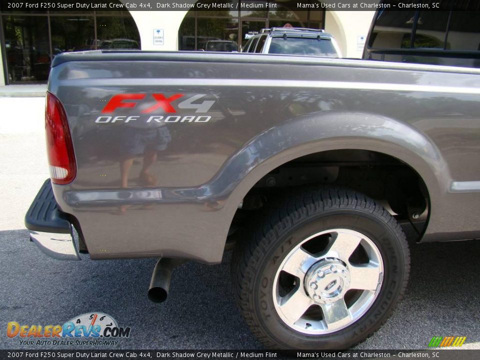 2007 Ford F250 Super Duty Lariat Crew Cab 4x4 Dark Shadow Grey Metallic / Medium Flint Photo #24