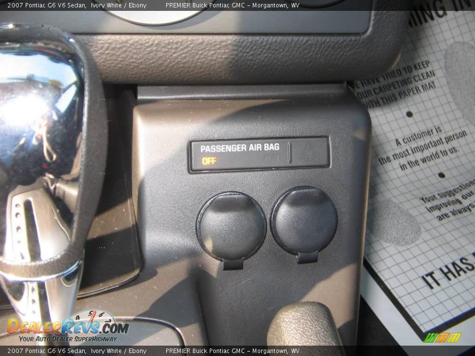 2007 Pontiac G6 V6 Sedan Ivory White / Ebony Photo #13