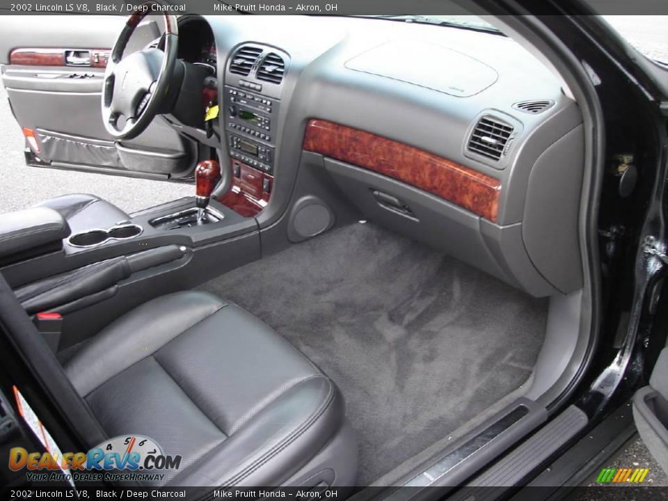 2002 Lincoln LS V8 Black / Deep Charcoal Photo #19