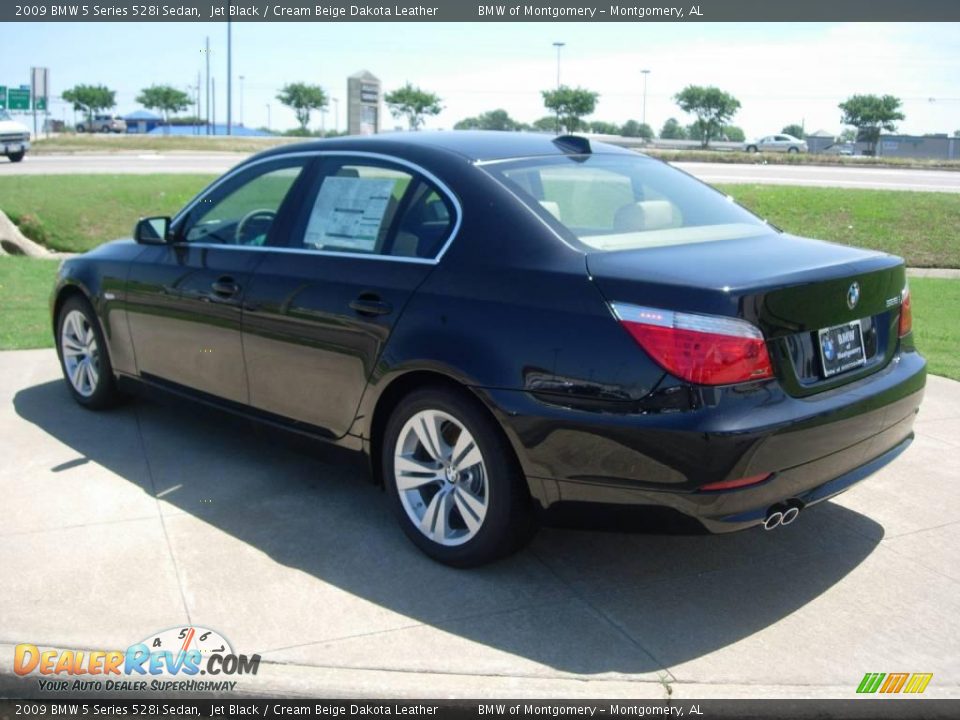 2009 BMW 5 Series 528i Sedan Jet Black / Cream Beige Dakota Leather Photo #4