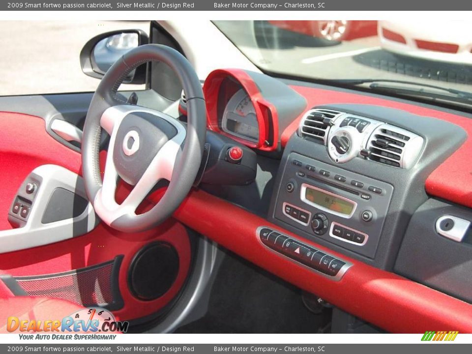 2009 Smart fortwo passion cabriolet Silver Metallic / Design Red Photo #9