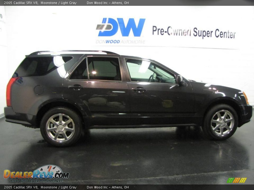 2005 Cadillac SRX V8 Moonstone / Light Gray Photo #6