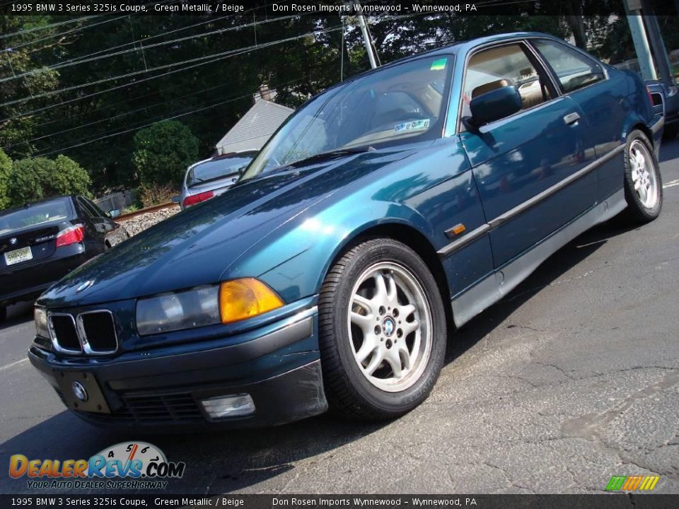 1995 BMW 3 Series 325is Coupe Green Metallic / Beige Photo #2