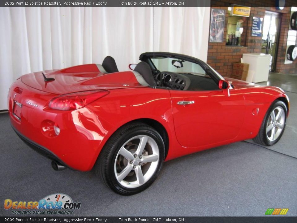 2009 Pontiac Solstice Roadster Aggressive Red / Ebony Photo #3