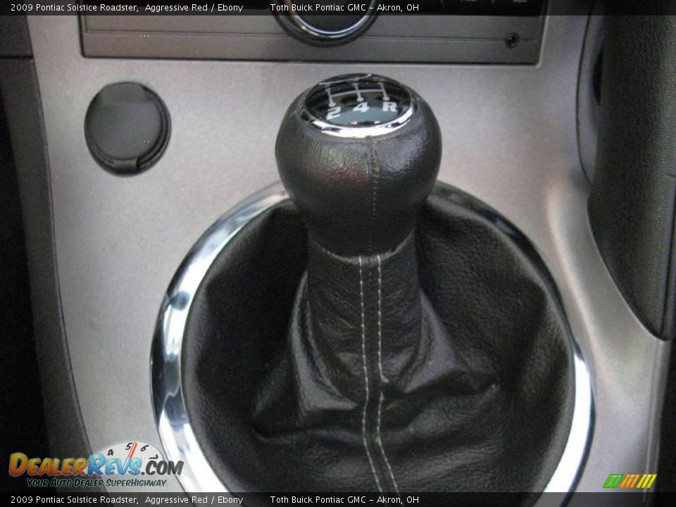 2009 Pontiac Solstice Roadster Aggressive Red / Ebony Photo #12