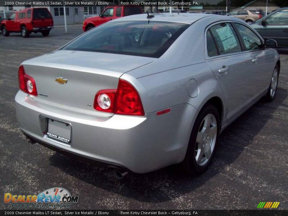 2009 Chevrolet Malibu LT Sedan Silver Ice Metallic / Ebony Photo #3