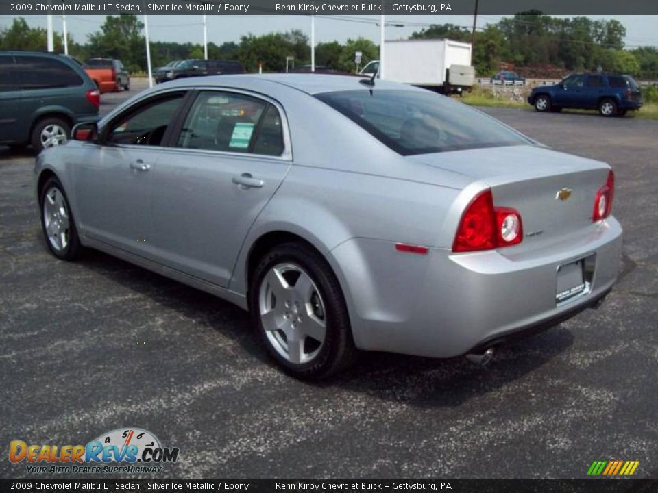 2009 Chevrolet Malibu LT Sedan Silver Ice Metallic / Ebony Photo #4