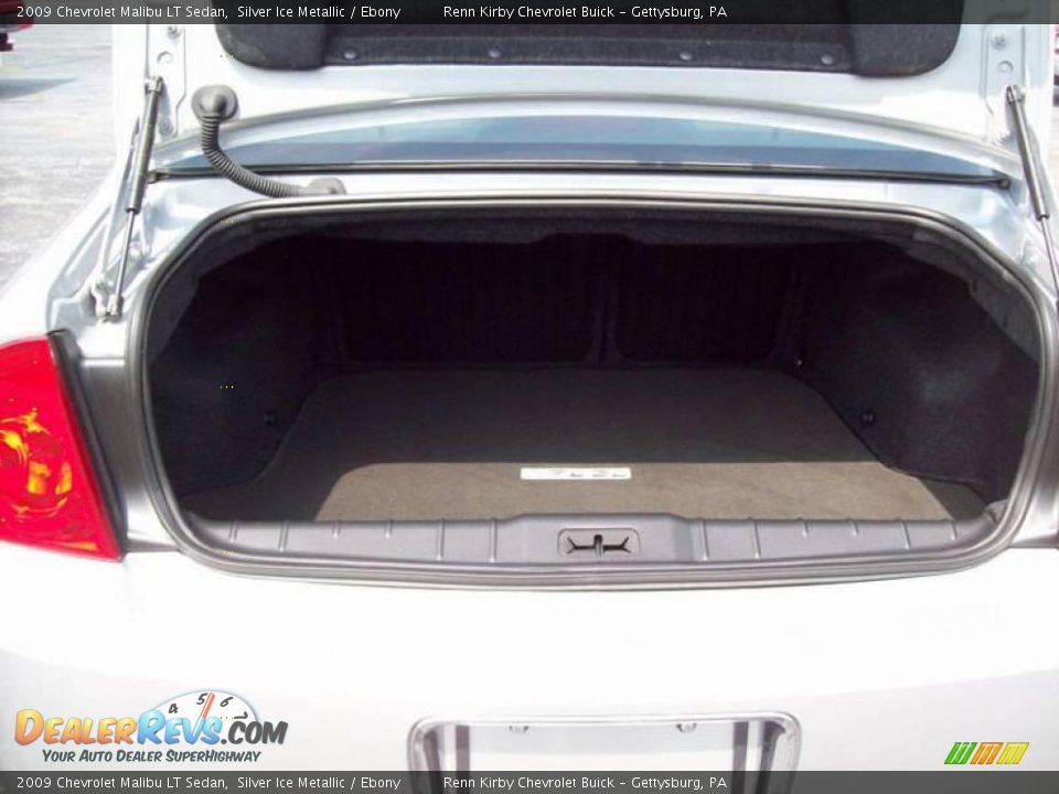 2009 Chevrolet Malibu LT Sedan Silver Ice Metallic / Ebony Photo #9