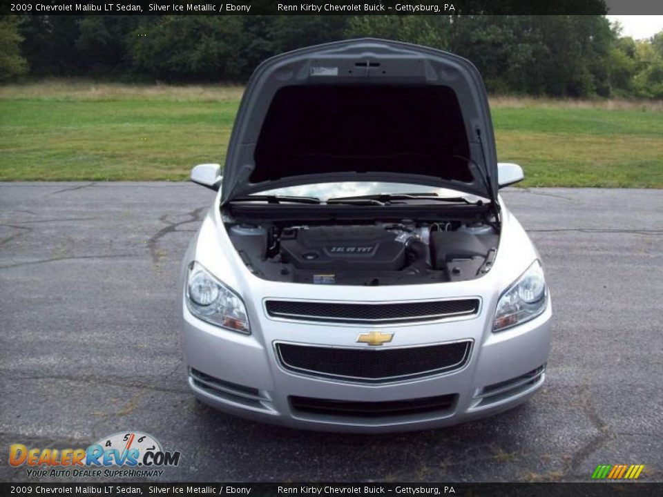 2009 Chevrolet Malibu LT Sedan Silver Ice Metallic / Ebony Photo #11
