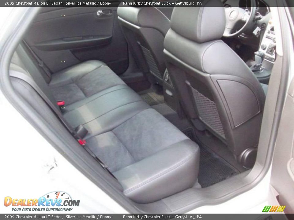 2009 Chevrolet Malibu LT Sedan Silver Ice Metallic / Ebony Photo #24