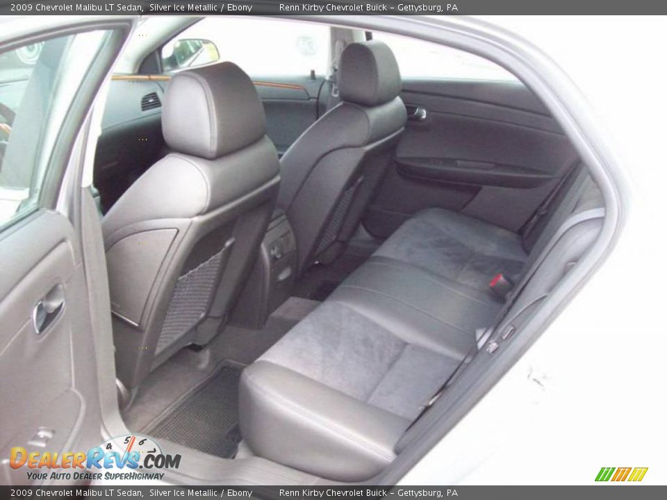 2009 Chevrolet Malibu LT Sedan Silver Ice Metallic / Ebony Photo #25