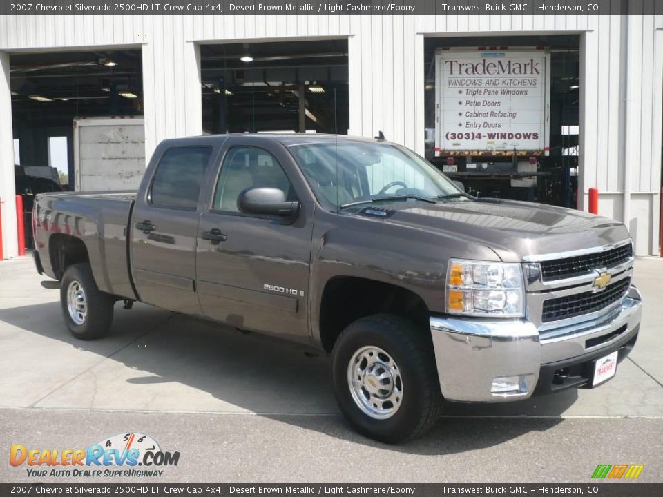 2007 Chevrolet Silverado 2500HD LT Crew Cab 4x4 Desert Brown Metallic / Light Cashmere/Ebony Photo #1