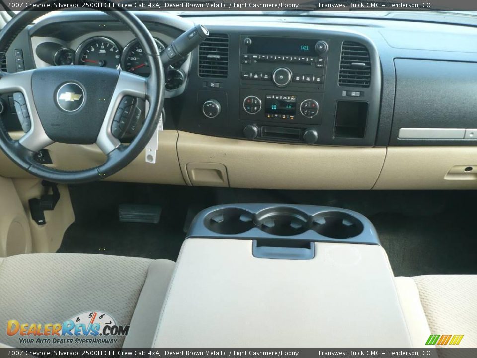 2007 Chevrolet Silverado 2500HD LT Crew Cab 4x4 Desert Brown Metallic / Light Cashmere/Ebony Photo #11
