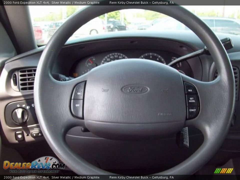 2000 Ford Expedition XLT 4x4 Silver Metallic / Medium Graphite Photo #23