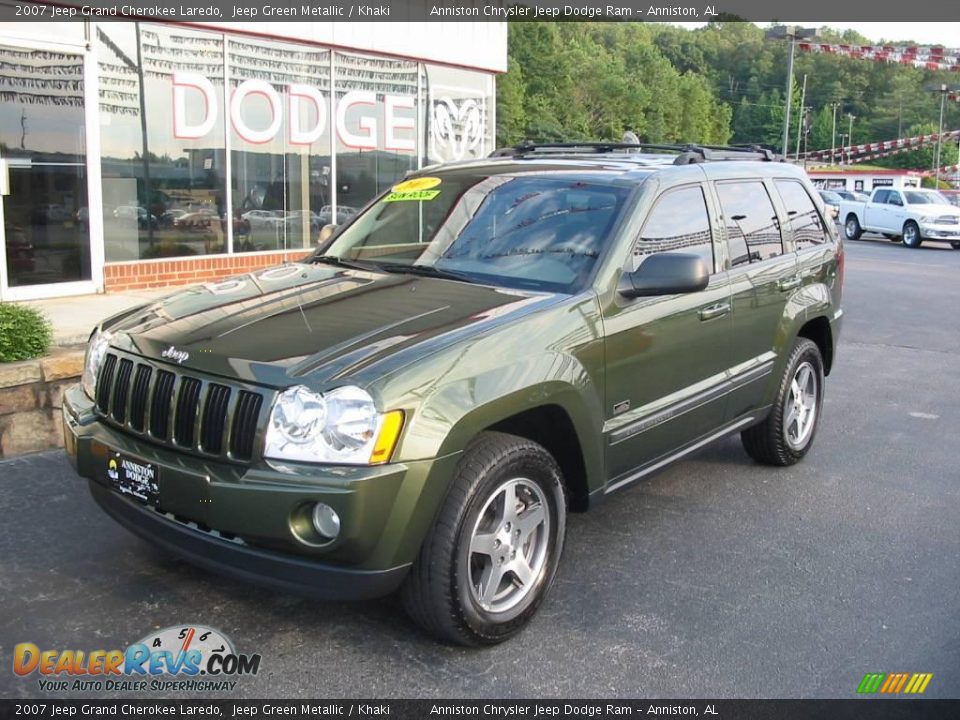 2007 Jeep Grand Cherokee Laredo Jeep Green Metallic / Khaki Photo #6