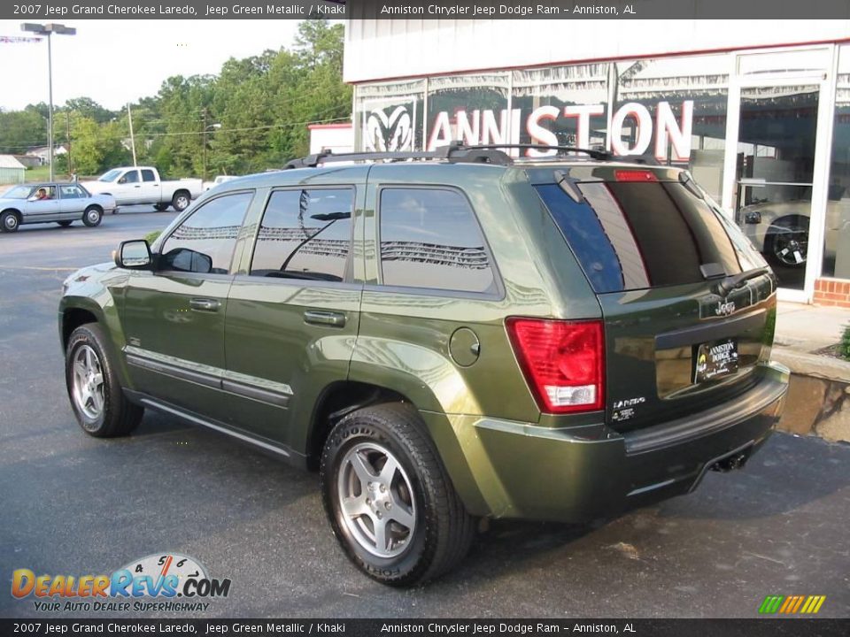 2007 Jeep Grand Cherokee Laredo Jeep Green Metallic / Khaki Photo #7