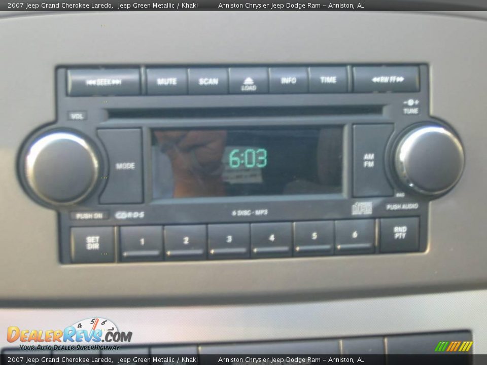 2007 Jeep Grand Cherokee Laredo Jeep Green Metallic / Khaki Photo #16