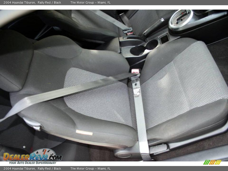 2004 Hyundai Tiburon Rally Red / Black Photo #28