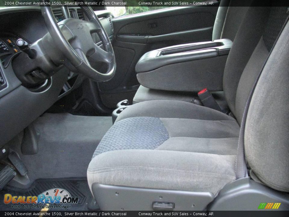 2004 Chevrolet Avalanche 1500 Silver Birch Metallic / Dark Charcoal Photo #10